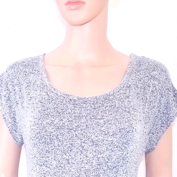 #G Heather grey Top Small - Picture 2 of 4